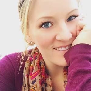 Meet your Posher, Caitlynn